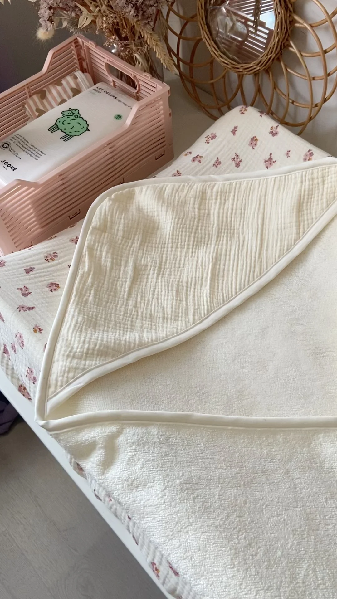 Cape de bain bébé Ecru – Image 6