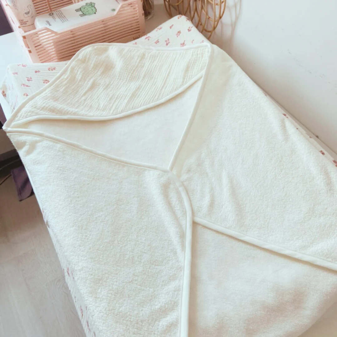 Cape de bain bébé Ecru – Image 3