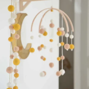 Guirlande chambre bébé - Jaune moutarde & Blanc